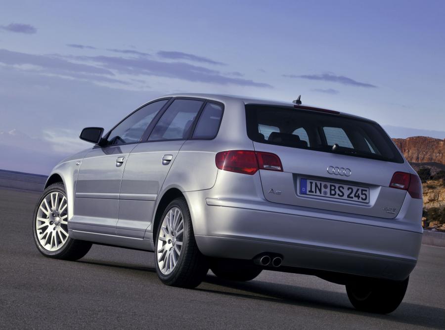  Audi A3 Sportback 2.0T (8PA) 2004 года  (WW) (фото 10 из 21)